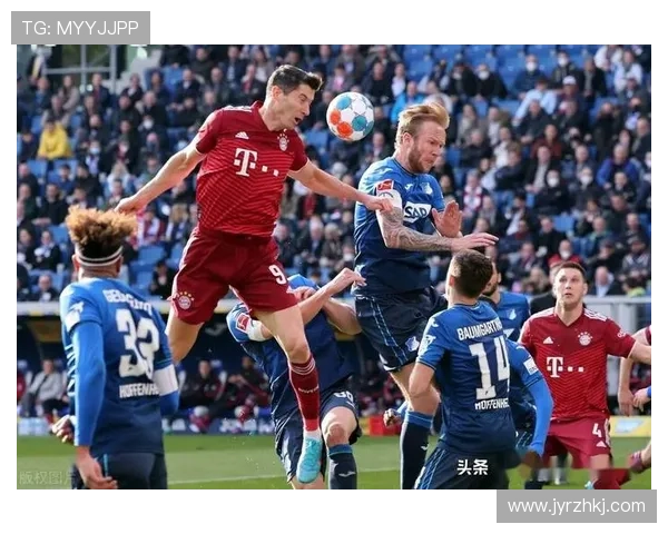 德甲头条:拜仁慕尼黑再度逆转德堡,莱万领衔强势表现助球队登顶 德甲头条:拜仁慕尼黑再度逆转德堡,莱万领衔强势表现助球队登顶